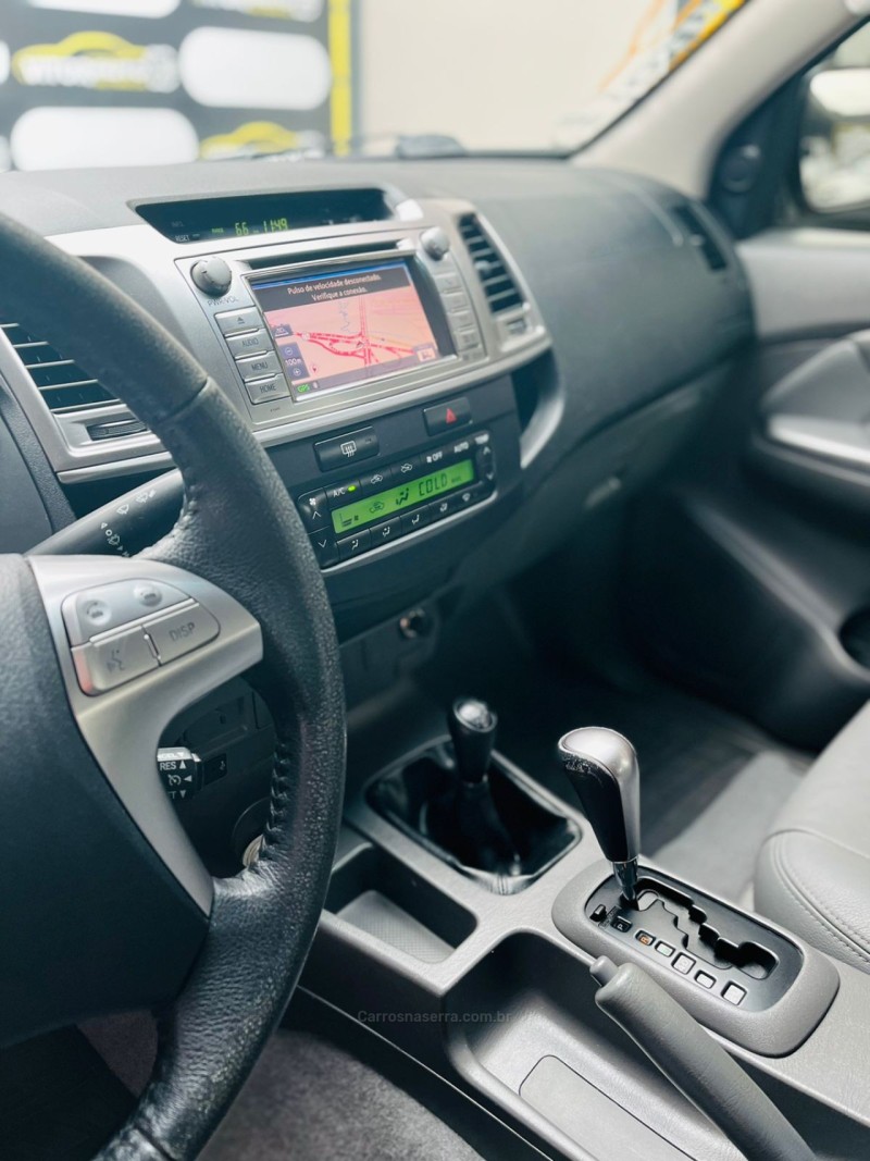HILUX 3.0 SRV 4X4 CD 16V TURBO INTERCOOLER DIESEL 4P MANUAL - 2015 - ESTâNCIA VELHA