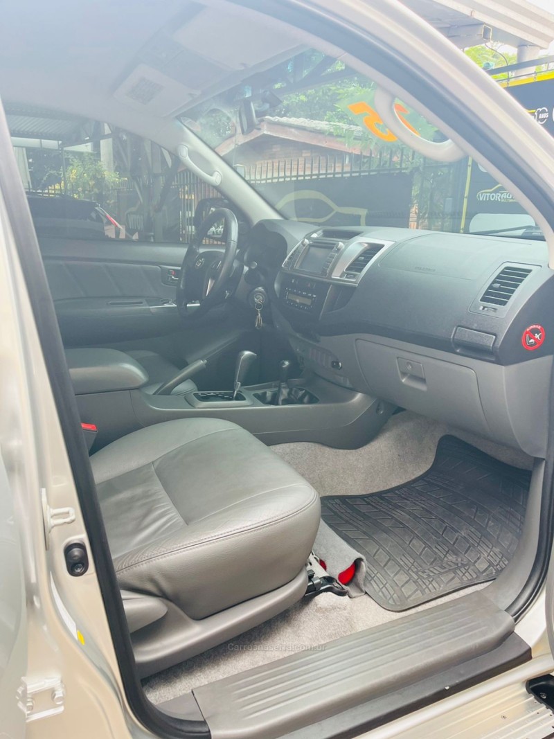 HILUX 3.0 SRV 4X4 CD 16V TURBO INTERCOOLER DIESEL 4P MANUAL - 2015 - ESTâNCIA VELHA