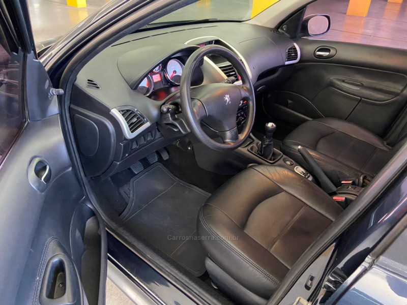 207 1.4 XR 8V FLEX 4P MANUAL - 2012 - FARROUPILHA