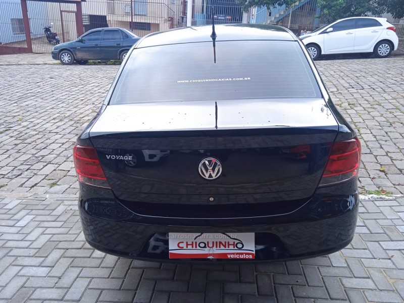 VOYAGE 1.0 MI 8V FLEX 4P MANUAL - 2013 - CAXIAS DO SUL