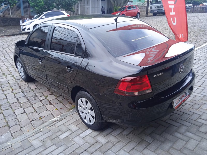 VOYAGE 1.0 MI 8V FLEX 4P MANUAL - 2013 - CAXIAS DO SUL
