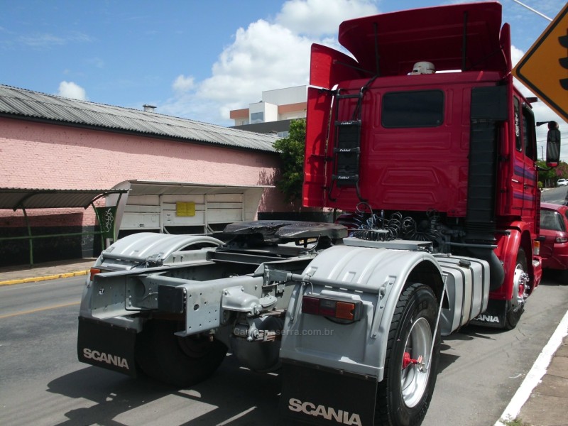 R-113 H 360 4X2 - 1997 - FLORES DA CUNHA