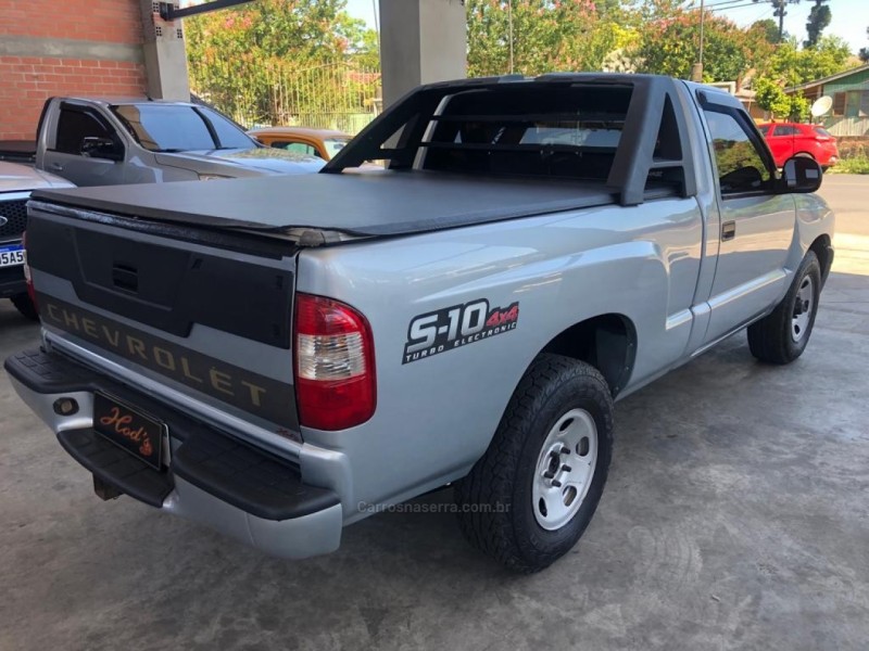 S10 2.8 COLINA 4X4 CS 12V TURBO ELECTRONIC INTERCOOLER DIESEL 2P MANUAL - 2011 - CANELA