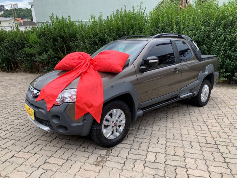 STRADA 1.8 MPI ADVENTURE CD 8V FLEX 2P MANUAL