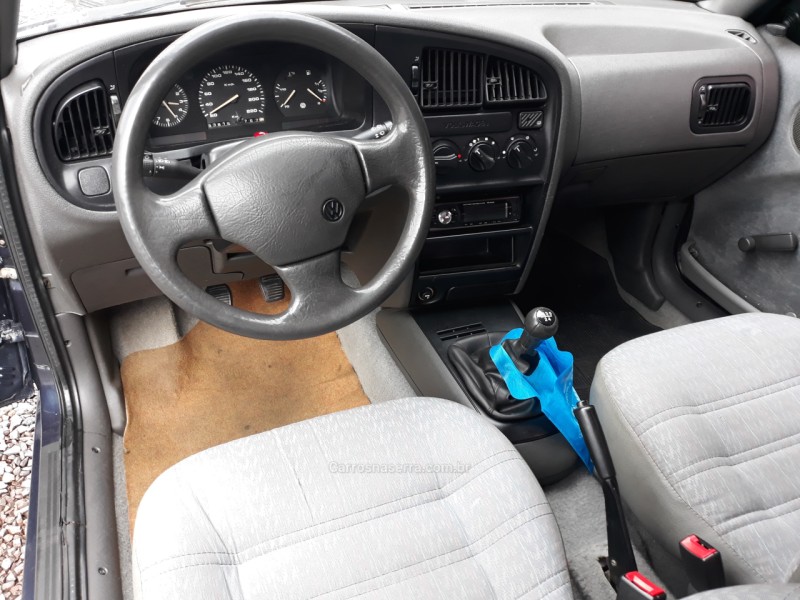 POINTER 1.8 GLI 8V GASOLINA 4P MANUAL - 1997 - CAXIAS DO SUL