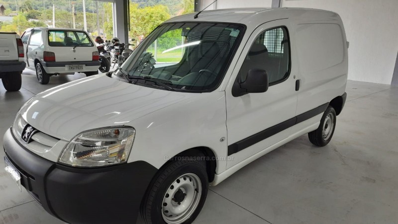 PARTNER 1.6 FURGÃO 800KG 16V FLEX 3P MANUAL - 2019 - BOM PRINCíPIO