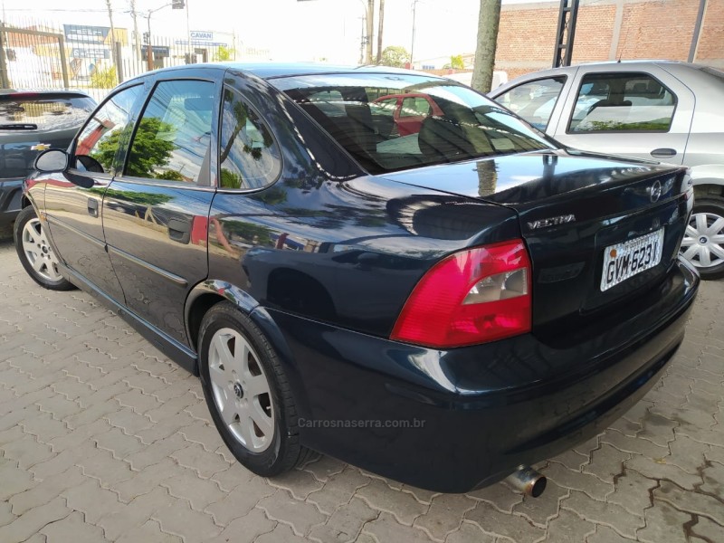 VECTRA 2.2 SFI GLS 16V GASOLINA 4P AUTOMÁTICO - 2000 - CAXIAS DO SUL