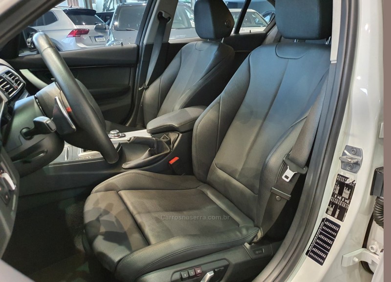 320I 2.0 GP 16V TURBO ACTIVE FLEX 4P AUTOMÁTICO - 2016 - FARROUPILHA