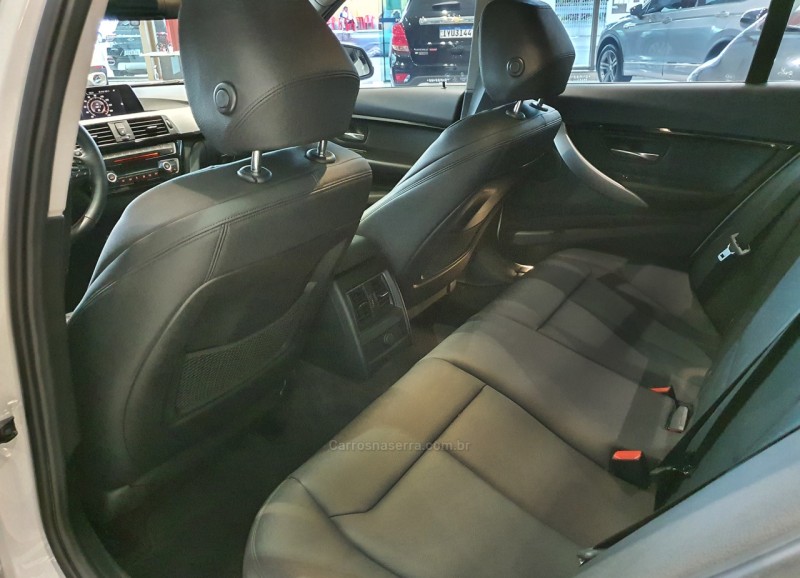 320I 2.0 GP 16V TURBO ACTIVE FLEX 4P AUTOMÁTICO - 2016 - FARROUPILHA