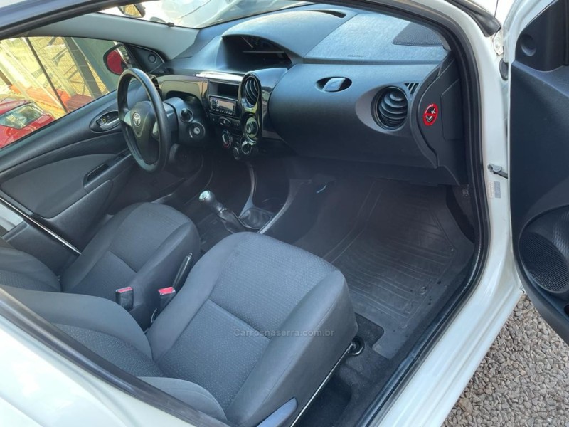 ETIOS 1.5 X PLUS 16V FLEX 4P MANUAL - 2014 - BOM RETIRO DO SUL