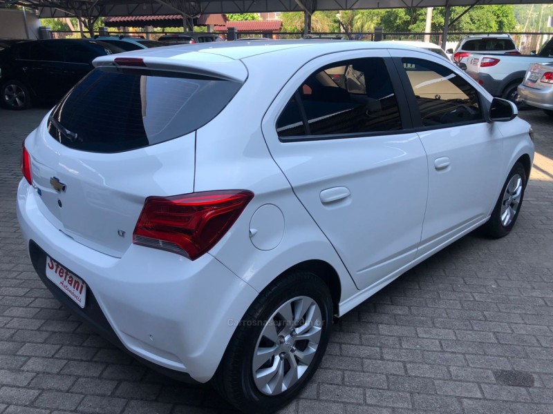 ONIX 1.4 MPFI LT 8V FLEX 4P AUTOMÁTICO - 2018 - FELIZ