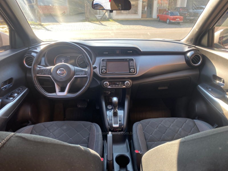 KICKS 1.6 16V FLEX SV LIMITED 4P AUTOMÁTICO - 2017 - CAXIAS DO SUL