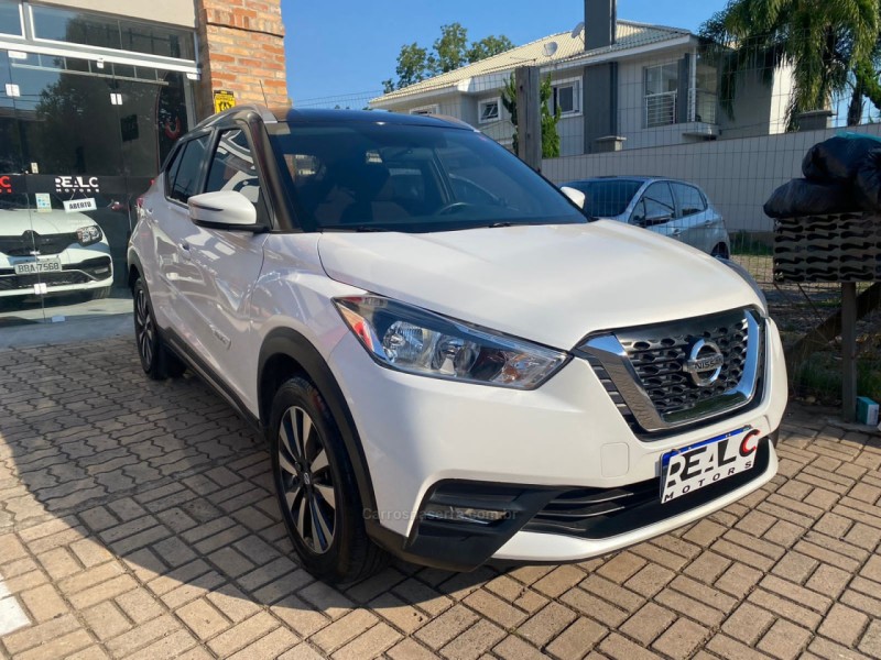 KICKS 1.6 16V FLEX SV LIMITED 4P AUTOMÁTICO - 2017 - CAXIAS DO SUL