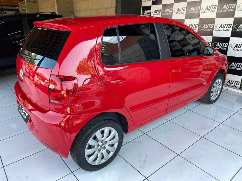 FOX 1.0 MI 8V FLEX 4P MANUAL - 2014 - CAXIAS DO SUL