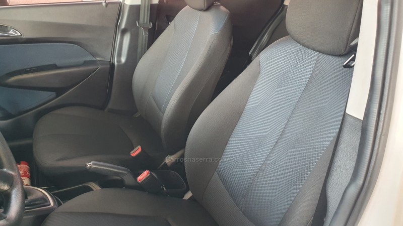 HB20 1.6 COMFORT PLUS 16V FLEX 4P MANUAL - 2015 - IVOTI