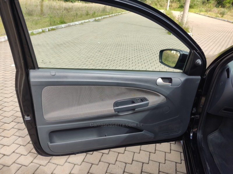 SAVEIRO 1.6 MI TRENDLINE CS 8V FLEX 2P MANUAL - 2014 - GUAPORé
