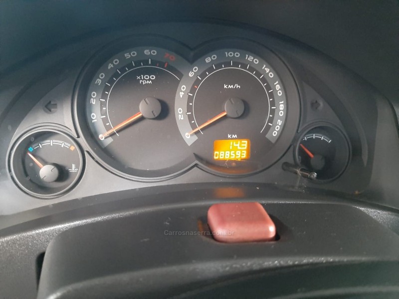 CELTA 1.0 MPFI SPIRIT 8V FLEX 4P MANUAL - 2011 - CAXIAS DO SUL