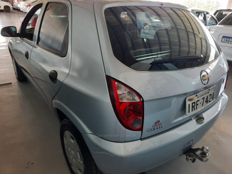 CELTA 1.0 MPFI SPIRIT 8V FLEX 4P MANUAL - 2011 - CAXIAS DO SUL