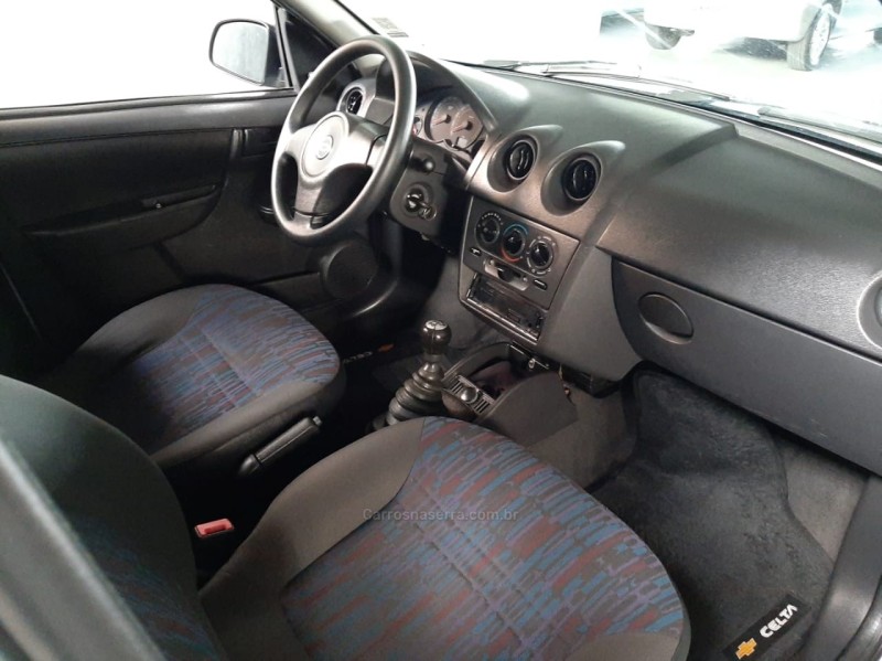 CELTA 1.0 MPFI SPIRIT 8V FLEX 4P MANUAL - 2011 - CAXIAS DO SUL