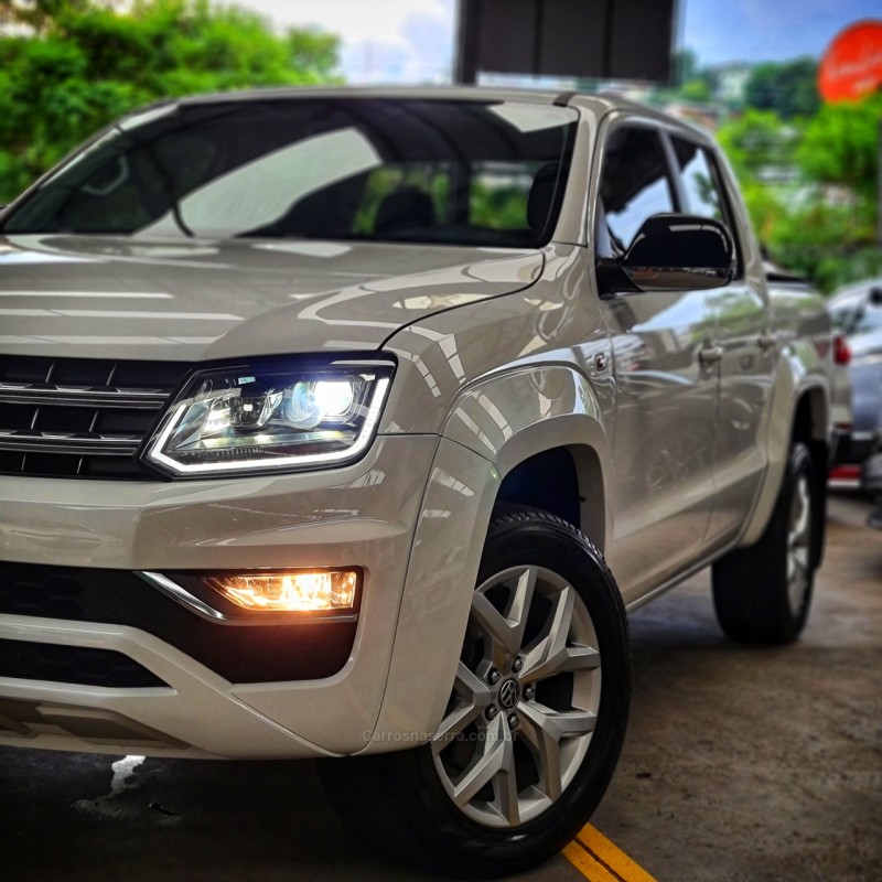 AMAROK 3.0 V6 TDI HIGHLINE CD DIESEL 4MOTION AUTOMÁTICO - 2019 - CAXIAS DO SUL