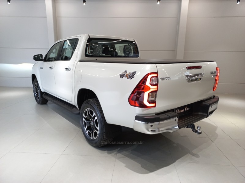 HILUX 2.8 SRX 4X4 CD 16V DIESEL 4P AUTOMÁTICO - 2022 - FLORES DA CUNHA