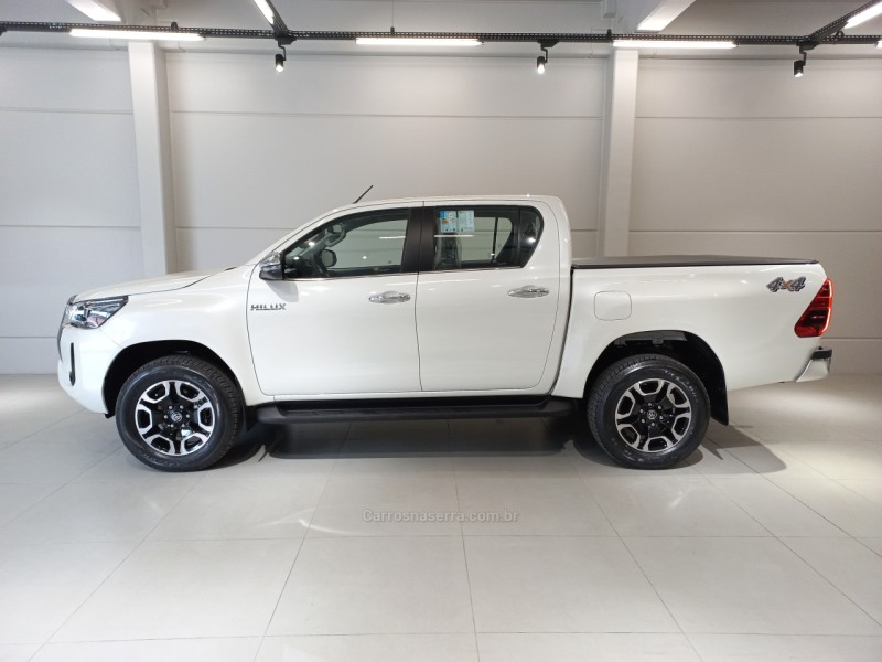 HILUX 2.8 SRX 4X4 CD 16V DIESEL 4P AUTOMÁTICO - 2022 - FLORES DA CUNHA