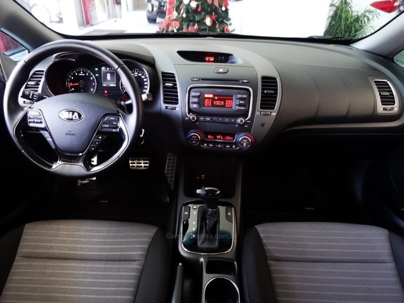 CERATO 1.6 EX SEDAN 16V GASOLINA 4P AUTOMÁTICO - 2018 - CAXIAS DO SUL