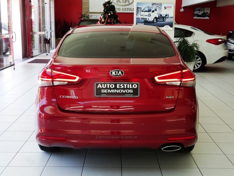 CERATO 1.6 EX SEDAN 16V GASOLINA 4P AUTOMÁTICO - 2018 - CAXIAS DO SUL
