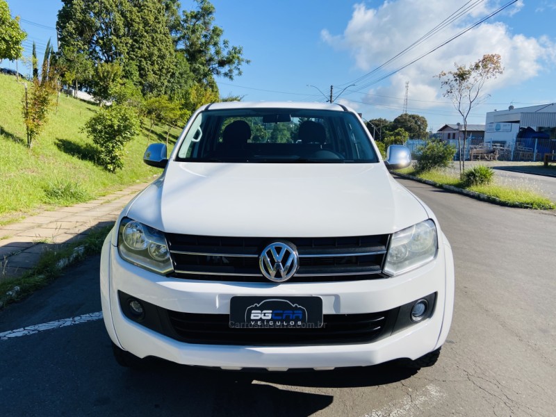 AMAROK 2.0 TRENDLINE 4X4 CD 16V TURBO INTERCOOLER DIESEL 4P AUTOMÁTICO - 2013 - BENTO GONçALVES