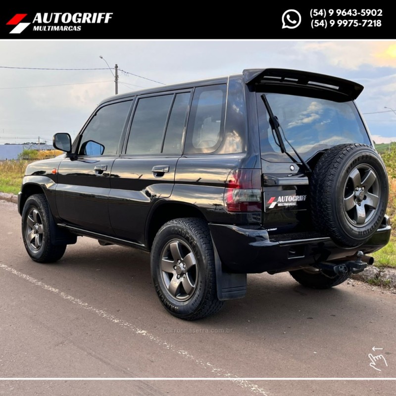 PAJERO TR4 2.0 4X4 16V 131CV GASOLINA 4P AUTOMÁTICO - 2006 - VACARIA