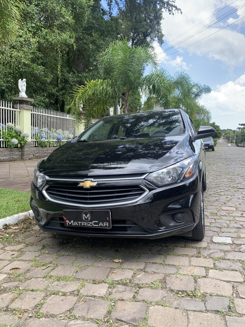ONIX 1.0  LT 12V FLEX 4P MANUAL - 2019 - CANELA