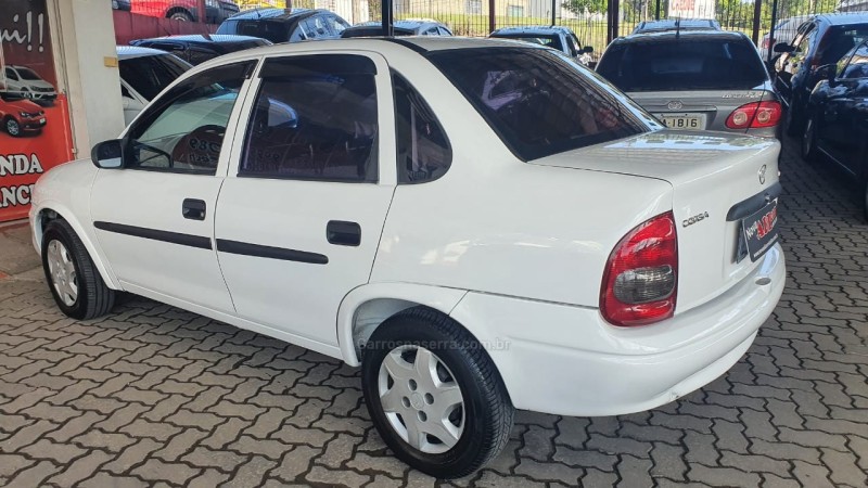 CORSA 1.6 MPFI CLASSIC SEDAN 8V GASOLINA 4P MANUAL - 2003 - CAXIAS DO SUL