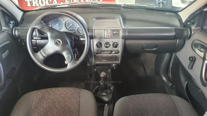 CORSA 1.6 MPFI CLASSIC SEDAN 8V GASOLINA 4P MANUAL - 2003 - CAXIAS DO SUL