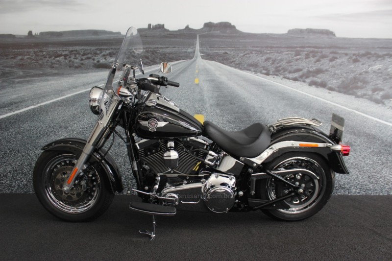 SOFTAIL FAT BOY - 2017 - LAJEADO