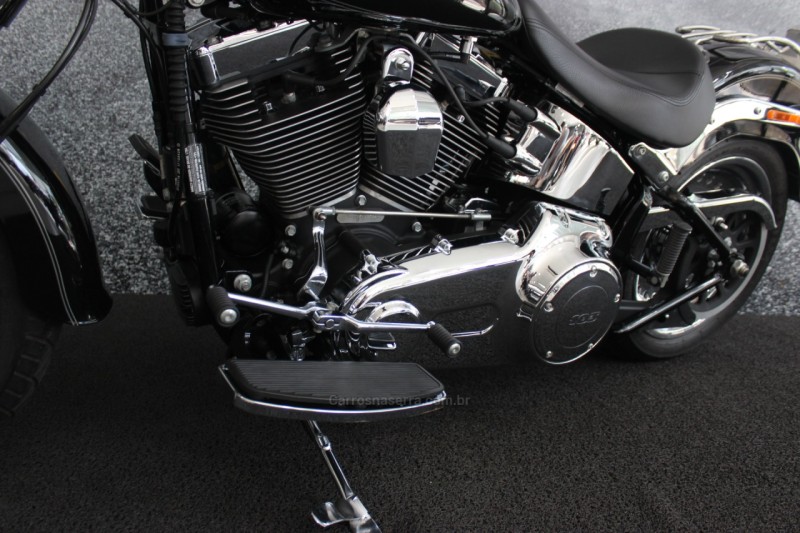 SOFTAIL FAT BOY - 2017 - LAJEADO
