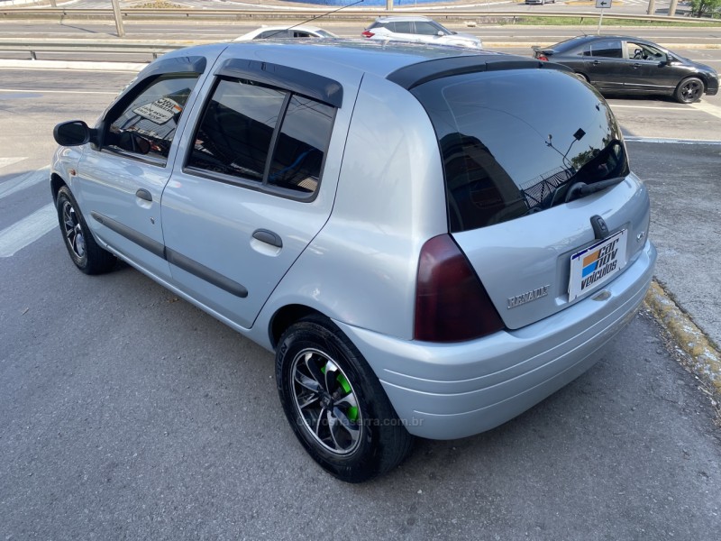 CLIO 1.6 RN 8V GASOLINA 4P MANUAL - 2000 - CAXIAS DO SUL