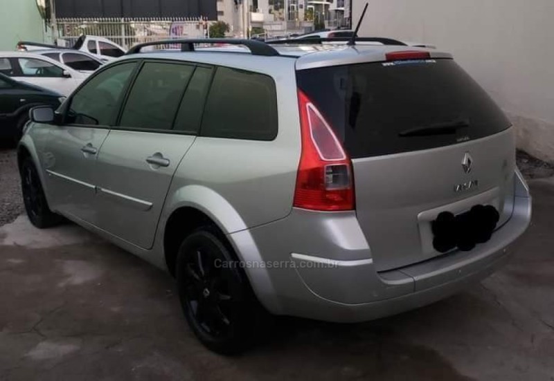 MÉGANE 1.6 DYNAMIQUE GRAND TOUR 16V FLEX 4P MANUAL - 2011 - CAXIAS DO SUL