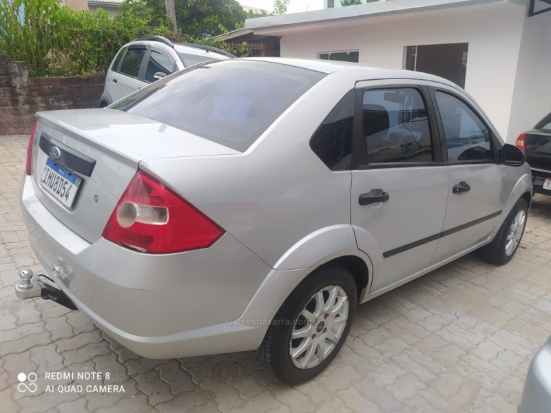 FIESTA 1.0 MPI PERSONNALITÉ SEDAN GASOLINA 4P MANUAL - 2007 - CAXIAS DO SUL