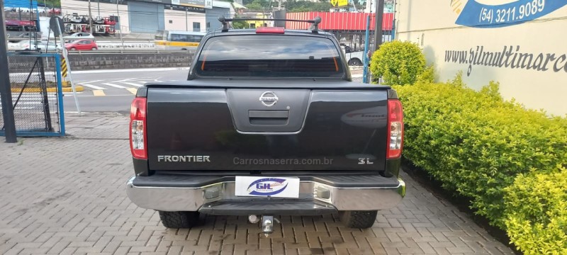FRONTIER 2.5 SL 4X4 CD TURBO ELETRONIC DIESEL 4P AUTOMÁTICO - 2015 - CAXIAS DO SUL