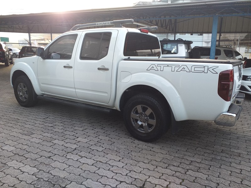 FRONTIER 2.5 SV ATTACK 4X4 CD TURBO ELETRONIC DIESEL 4P AUTOMÁTICO - 2016 - CAXIAS DO SUL