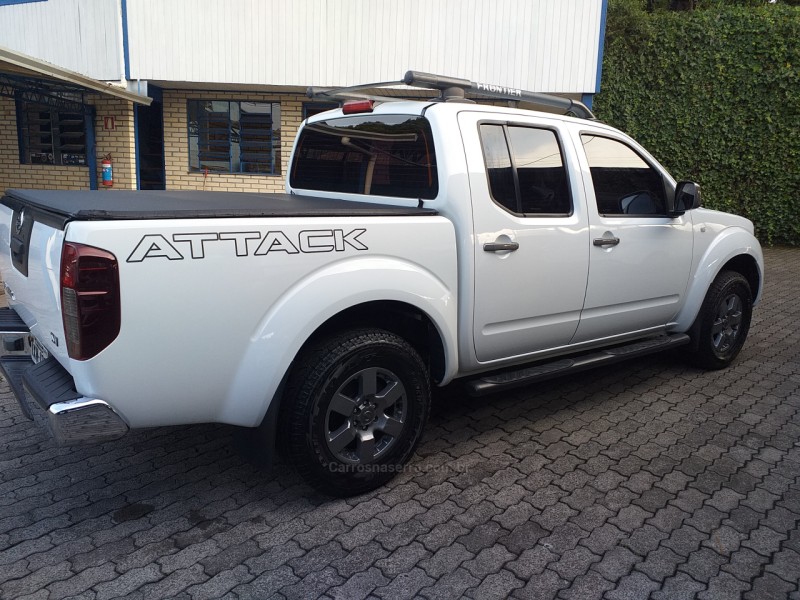 FRONTIER 2.5 SV ATTACK 4X4 CD TURBO ELETRONIC DIESEL 4P AUTOMÁTICO - 2016 - CAXIAS DO SUL