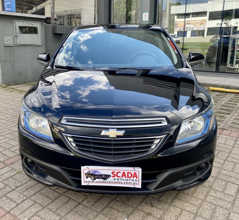 ONIX 1.4 MPFI LT 8V FLEX 4P MANUAL - 2013 - CAXIAS DO SUL