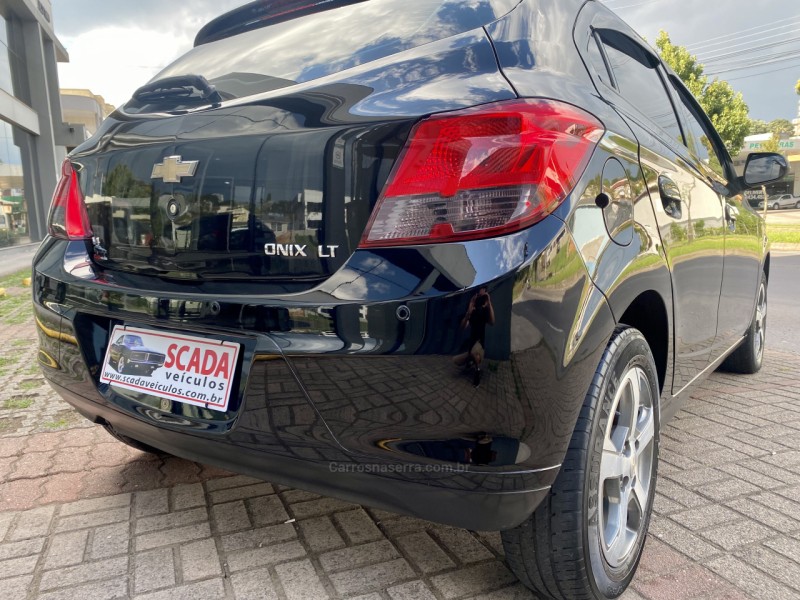 ONIX 1.4 MPFI LT 8V FLEX 4P MANUAL - 2013 - CAXIAS DO SUL