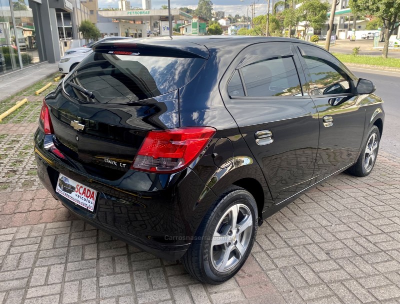 ONIX 1.4 MPFI LT 8V FLEX 4P MANUAL - 2013 - CAXIAS DO SUL