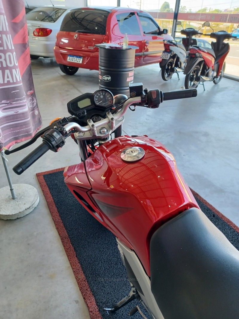FAZER YS 250 - 2011 - PAROBé