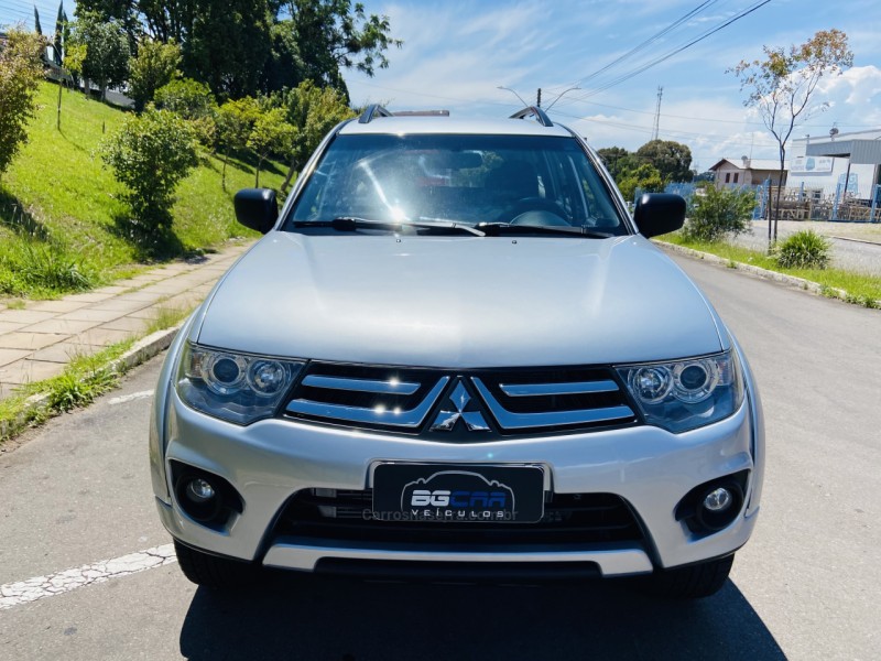 PAJERO 3.2 4X4 16V TURBO INTERCOOLER DIESEL 4P AUTOMÁTICO - 2016 - BENTO GONçALVES