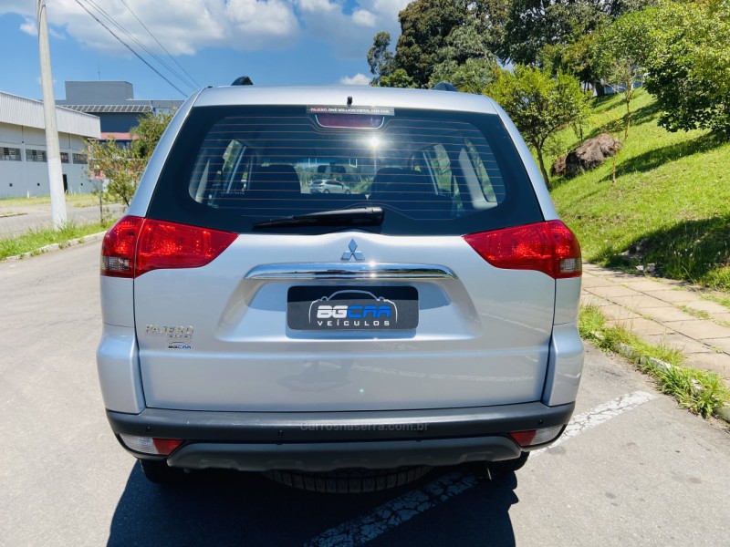 PAJERO 3.2 4X4 16V TURBO INTERCOOLER DIESEL 4P AUTOMÁTICO - 2016 - BENTO GONçALVES