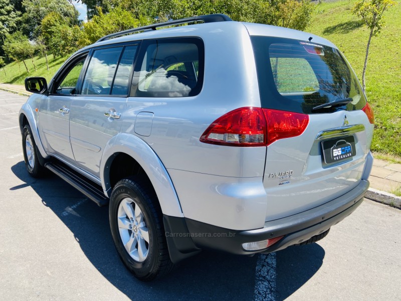 PAJERO 3.2 4X4 16V TURBO INTERCOOLER DIESEL 4P AUTOMÁTICO - 2016 - BENTO GONçALVES