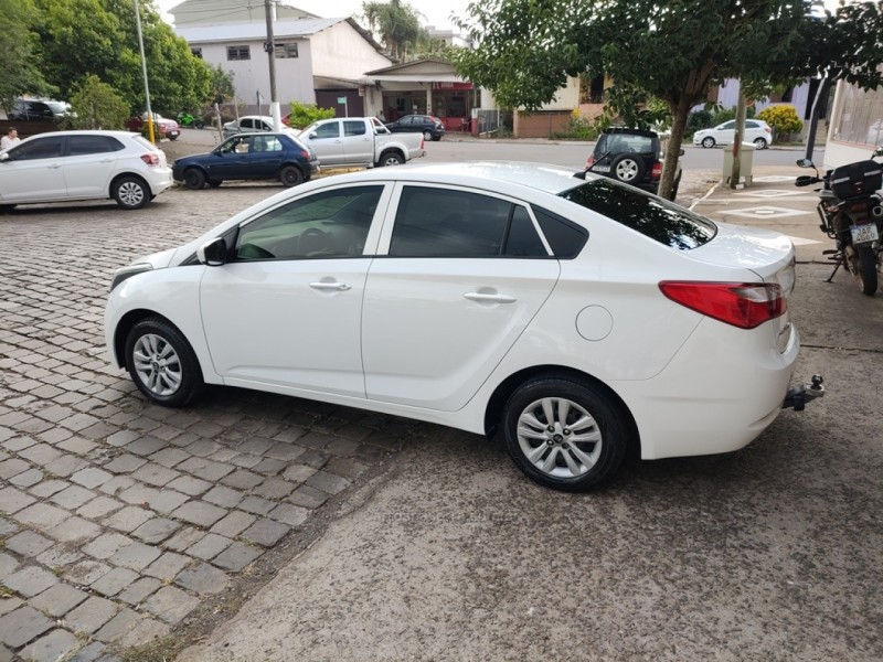HB20S 1.0 COMFORT PLUS 12V FLEX 4P MANUAL - 2015 - GUAPORé
