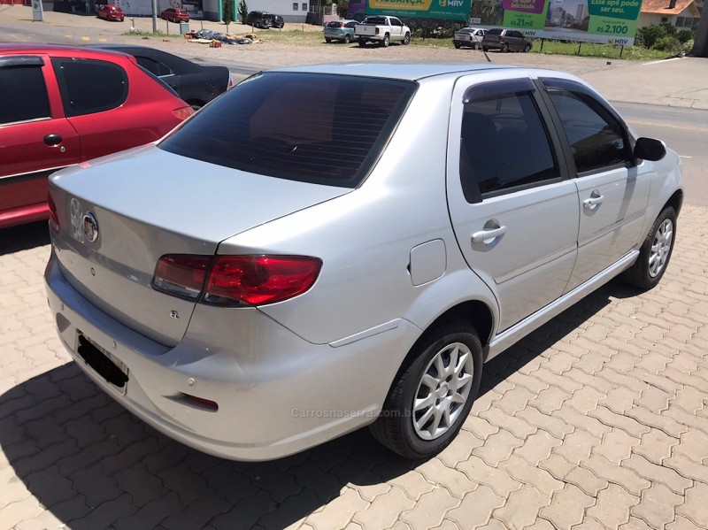 SIENA 1.0 MPI EL CELEBRATION 8V FLEX 4P MANUAL - 2011 - CAXIAS DO SUL
